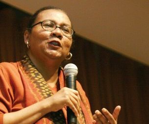 bell hooks Was More Than a Quote for Your Twitter